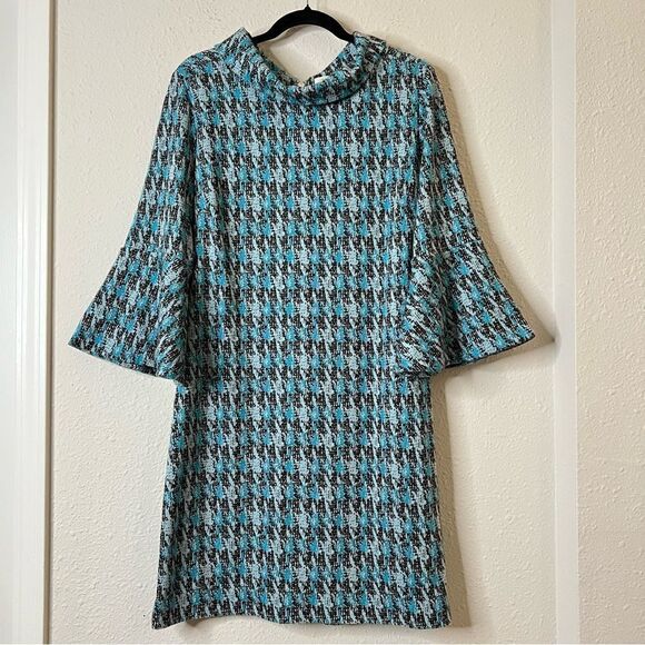 Tyler Boe Houndstooth Bell Sleeve Mini Sweater Dress Size Large - Picture 2 of 7